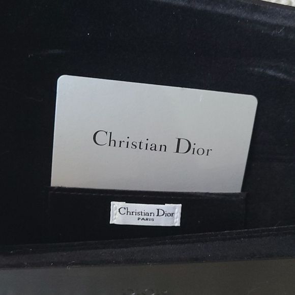 DIOR LadyDiorStuds Sunglasses - Picture 9 of 10